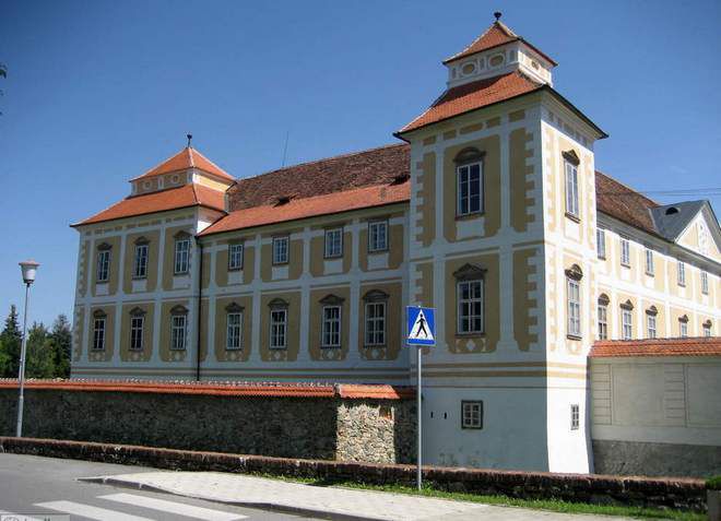 Замок Бистрица