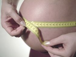 malé břicho během těhotenství