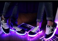Обувки със задно осветяване 9