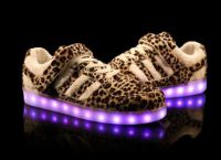 Обувки със светъл подметка4