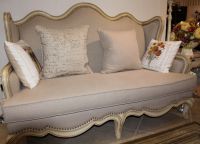 Sofa w stylu prowansalskim4