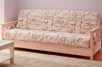Sofa z drewnianymi podłokietnikami 5