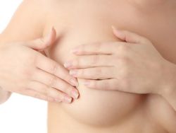 pierś boli podczas karmienia piersią