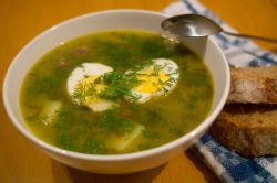 kislinska juha z jajcem