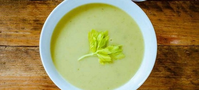 pikantna juha od celera