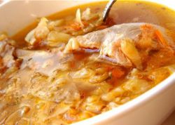 свежа купусова супа са пилетином
