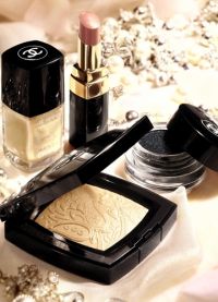 Chanel Spring Makeup Collection 2013 4