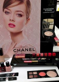 Kolekcija Chanel Spring Makeup 2013 6
