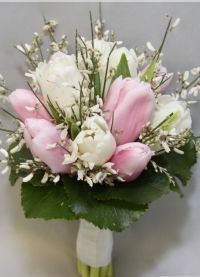 Jarní svatební kytice 4