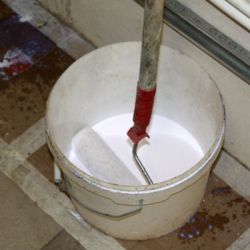 Układanie płytek ceramicznych w łazience 4