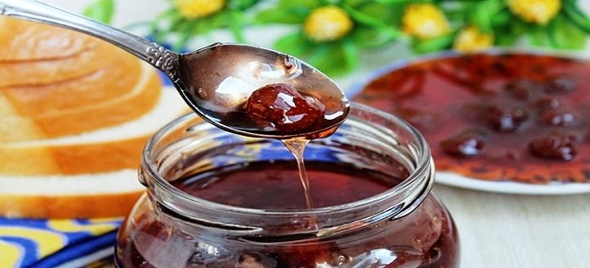 Recepty z borůvek a jahodového džemu
