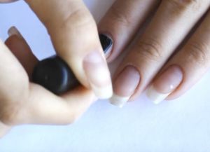 wzmocnienie bazy paznokci i proszku akrylowego 1