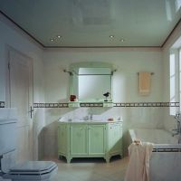 Rozciągnięte błyszczące sufity łazienkowe1