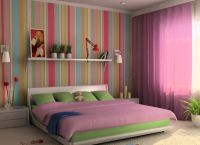 Striped wallpaper u spavaćoj sobi -2
