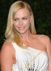 Charlize Theron Style 7