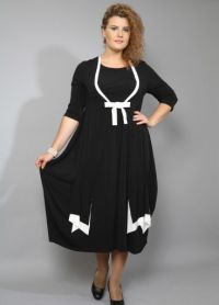 Stylové šaty pro obézní ženy 8