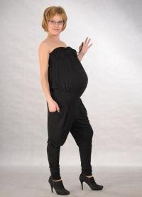 Kostýmy pro těhotné ženy 8