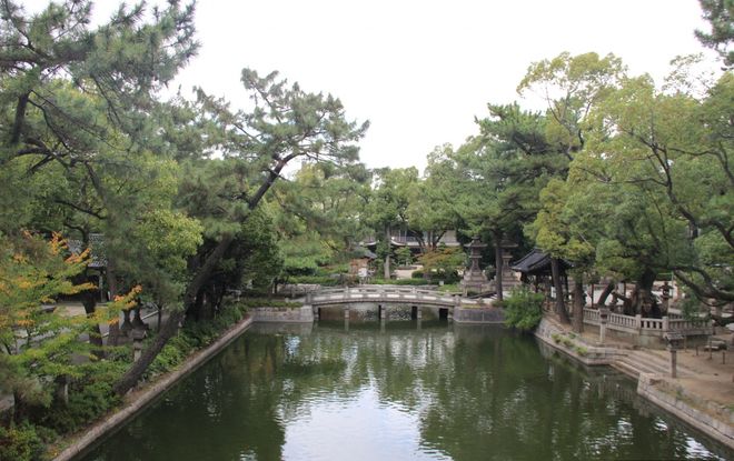 Парк рядом с храмом Сумиёси-тайся