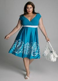 letní šaty pro obézní ženy 3