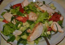 jak vařit letní kuřecí salát