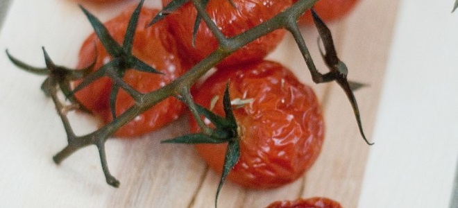 sušene rajčice na suncu