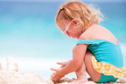 příznaky slunečního záření u dětí