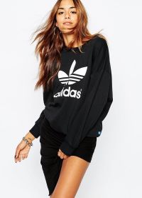 Adidas Sweatshirt 3