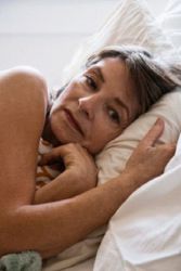 nocne poty z menopauzą