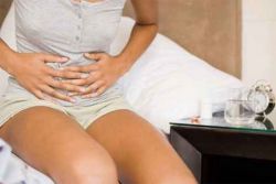 симптоми на кисти на яйчниците при жените