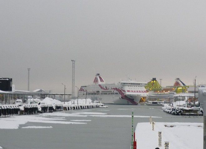 Таллинский пассажирский порт - зимой