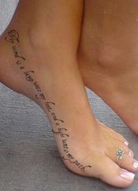 tetování pěšky s nápisem 6