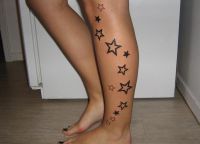 noga tatuażu gwiazdowego 7