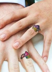 tetování na prstenci prstence levé ruky 9