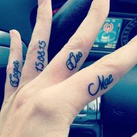 татуировки на пръсти1