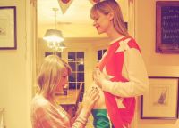 Taylor je postao kuma za bebu Lea
