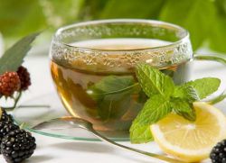чай с полезни свойства на мелиса