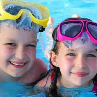 podučavanje predškolske djece koja plivaju