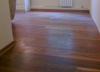 Wax wooden floor -1