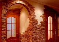 Uređenje zidova u dekorativnom kamenu hodnika -3