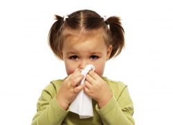 dolgotrajen izcedek iz nosu v otroku kot za zdravljenje
