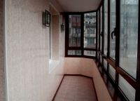 Како да оклопите балкон изнутра8