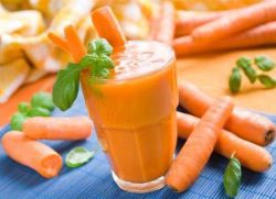 Сок от сок от моркови за жени