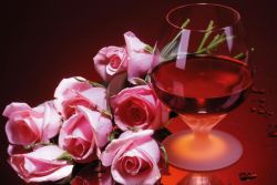 Рецепта за ликьор от розови листенца на водка
