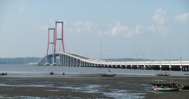 Мост Сурамаду