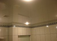 strop u kupaonici15