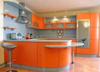 Наранџаста боја кухиње -1
