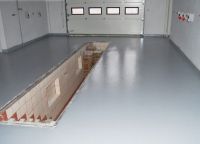 Luzowana podłoga w garażu1