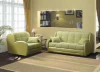 Зелена фотеља2