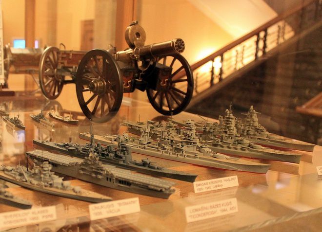 Экспонаты Военного музея