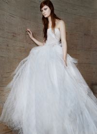 Najpiękniejsze suknie ślubne 2014 5